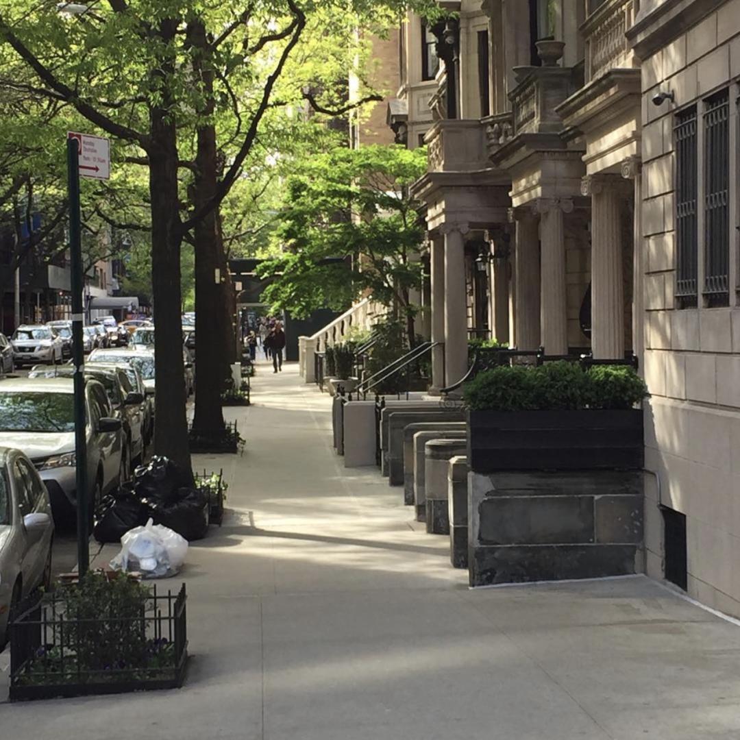 new york sidewalk