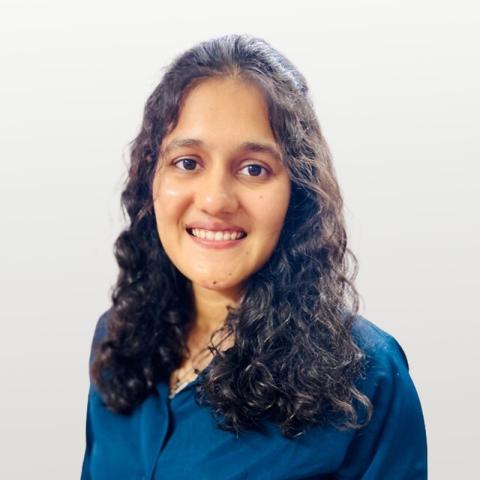 Srushti headshot